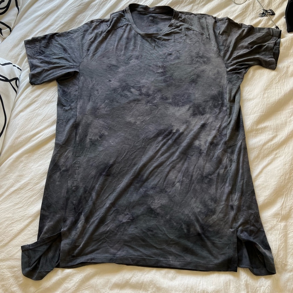 Lululemon Shirt for Training. Size Large.